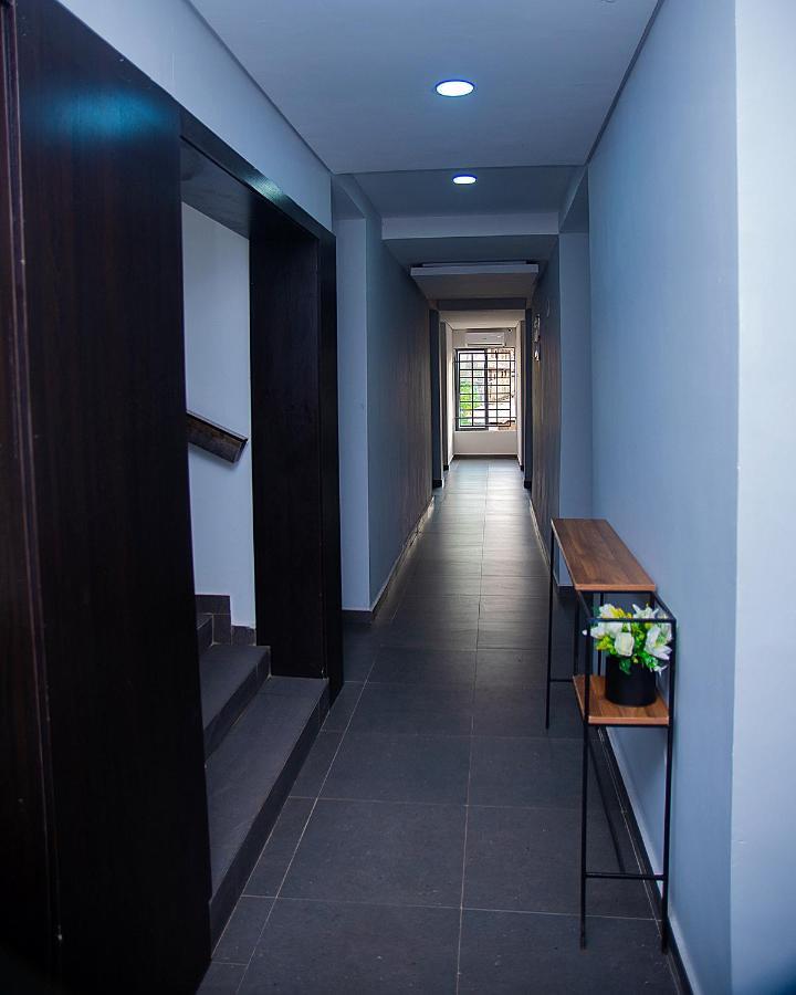 Hotel Capitol Ikeja Ngoại thất bức ảnh