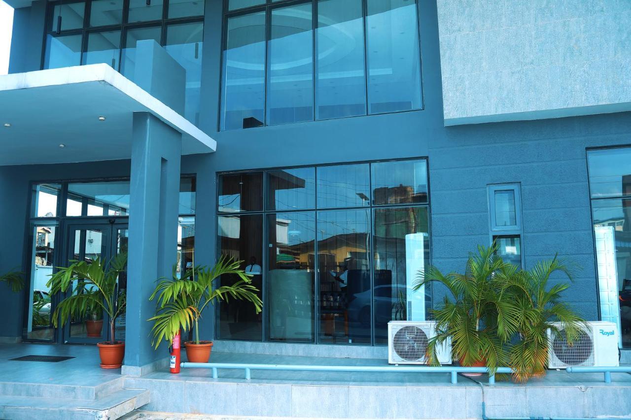 Hotel Capitol Ikeja Ngoại thất bức ảnh